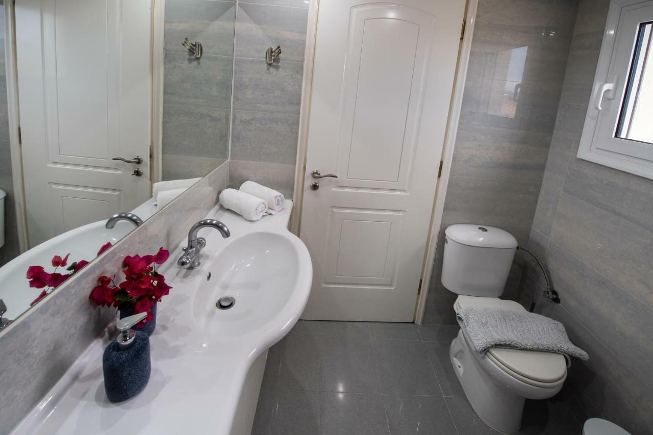 Violet Luxury Villa Kalligoni Екстер'єр фото